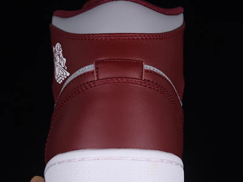 All categories Air Jordan Jordan series basketball shoes Air Jordan 1 Mid Air Jordan 1 Mid "Team Red" AJ1 Joe 1 wine red China basketball shoes DQ8426-615